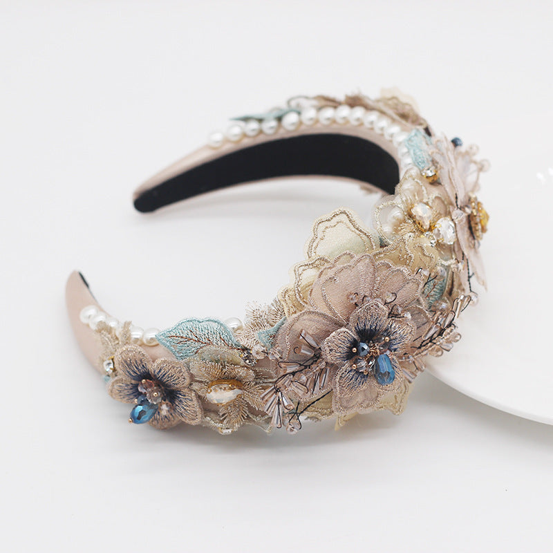 Women Acrylic Baroque Sponge Exaggerated Pearl Lace Petal Diamond Crystal Geometry Ladies Prom
